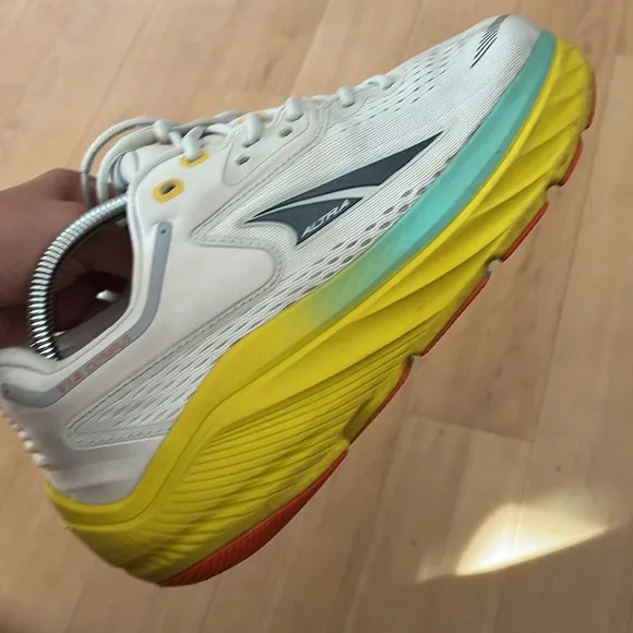 Altra M Via Olympus Men Running Shoes White size 9