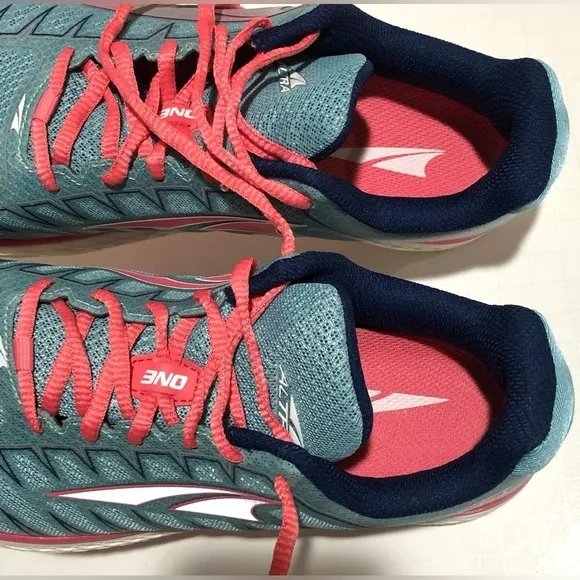 Altra One V3 Sneakers