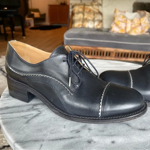 Angela Scott Ms neale cap toe derby in navy   silver