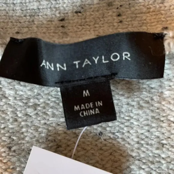 Ann Taylor Cotton Blend Split Bottom Gray Speckle Cardigan Heavy Tie Belt NWT M
