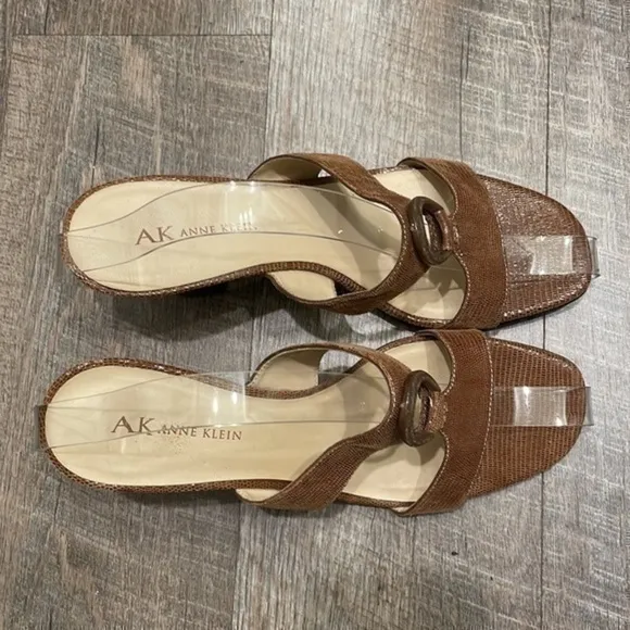 Anne Klein Masummerlin brown leather heeled sandals size 8.5
