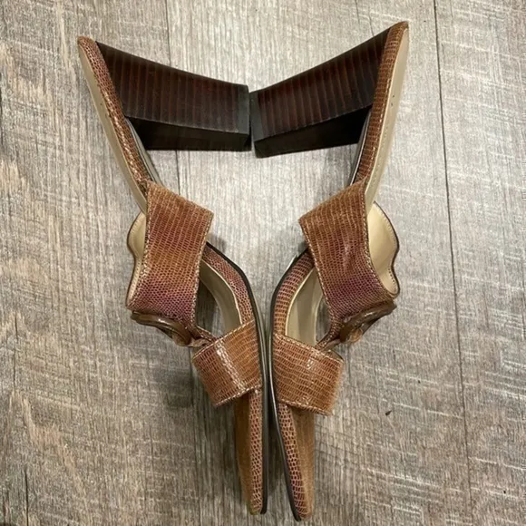 Anne Klein Masummerlin brown leather heeled sandals size 8.5