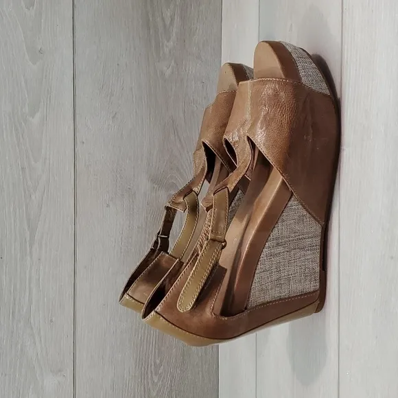Anthropologie Antelope Karise  Ankle Leather Wedge Sandals Shoes sz 39/8