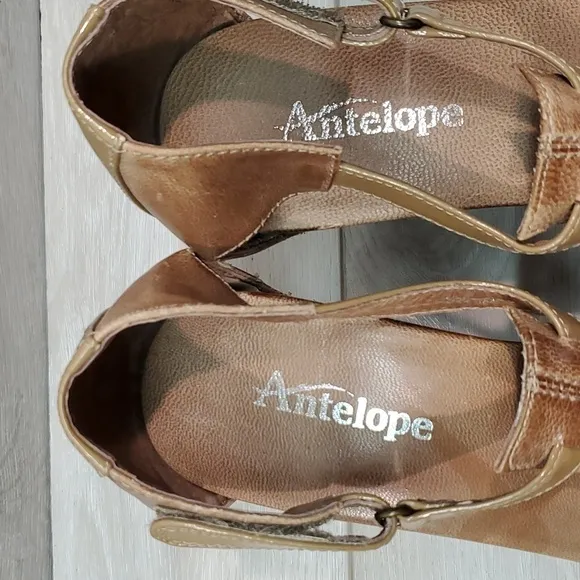 Anthropologie Antelope Karise  Ankle Leather Wedge Sandals Shoes sz 39/8