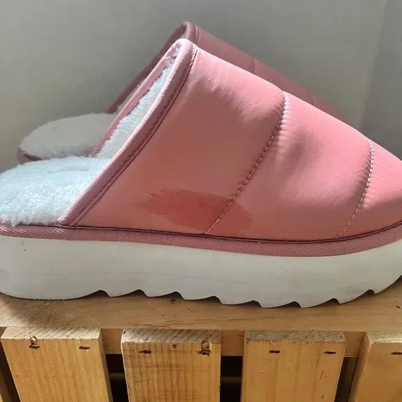 Anthropologie Maeve Size 7.5 Pink Lounge Quilted Chunky Puffy Platform Slippers