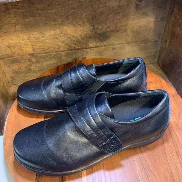 Apex women’s shoes. Inv 5383b