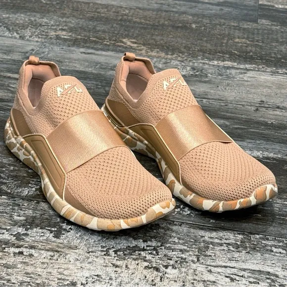APL Techloom Bliss Slip-On Athletic Running Shoes Womens Size 9 NEW