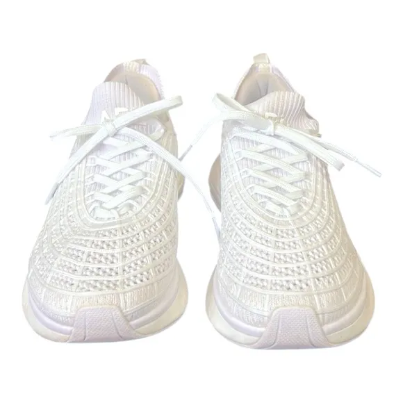 APL TechLoom Zipline Running Shoe White Women’s Size 8.5