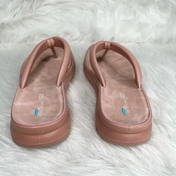 Aqua College Women's Amanda Waterproof Sandals Blush Size 6.5M