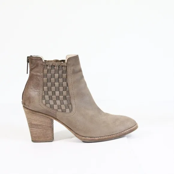Aquatalia Boots Frannie Ankle Bootie Women Leather Shoes sz 8 made in Italy