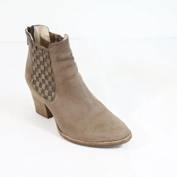 Aquatalia Boots Frannie Ankle Bootie Women Leather Shoes sz 8 made in Italy
