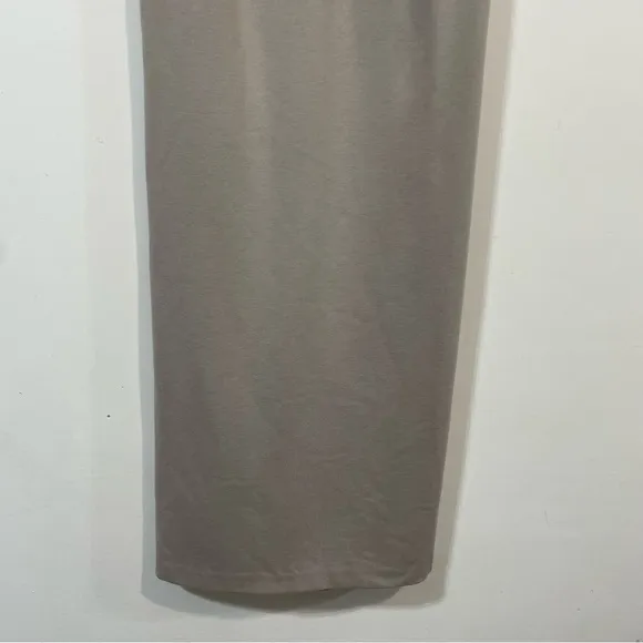 Aritizia Babaton Matheson Modern BodyCon Fitted Elegant Taupe Midi Dress Size 6