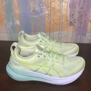 ASICS GEL KAYANO 31 Cool Matcha / Light Celadon Running shoes WMNS 8.5