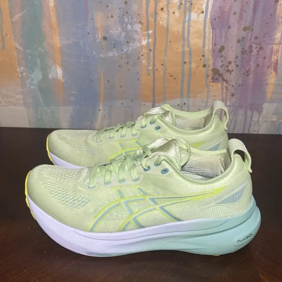 ASICS GEL KAYANO 31 Cool Matcha / Light Celadon Running shoes WMNS 8.5