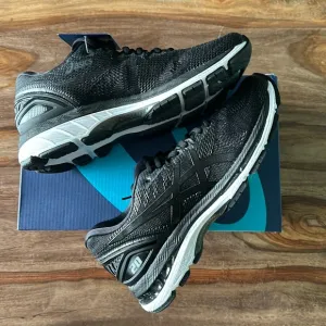 ASICS Women Gel Nimbus 20 Running Shoes NWT SZ 9   Black White Carbon new in box