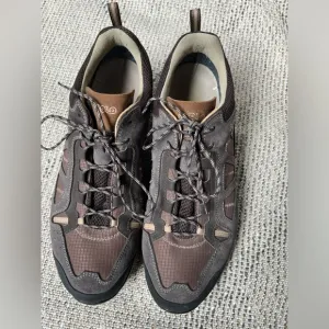 ASOLO MEGATON GV GoreTex Vibram Hiking Trail Shoes Brown Gray  Size 12