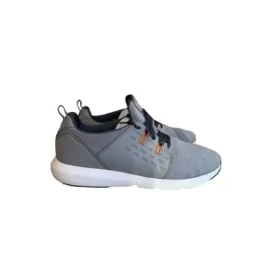 Athletic mens walking shoes