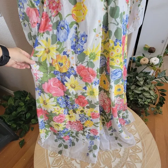 Avalon Classic Vintage Floral Long Sleeve Maxi Dress