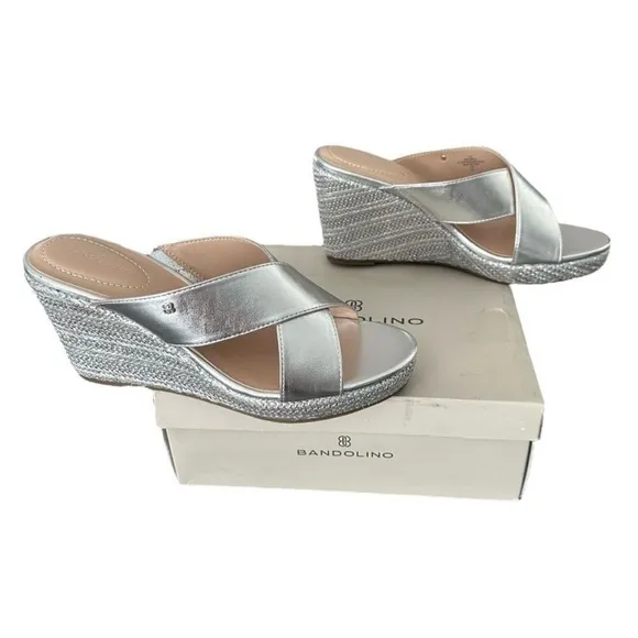 Bandolino Kammie 3 Silver Wedge Sandals Women’s Size 11