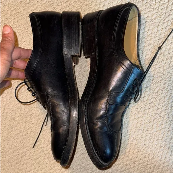 Barney’s of New York Classic Black Leather Men's Shoes—sz 8