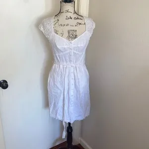 Bebe White Cottagecore Romantic Eyelet Button Closure Dress Feminine Modern