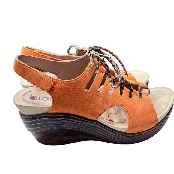Bionica Women's Ghillie Sirus Wedge Leather Sandals Platform Sz 8 Rust Color NEW