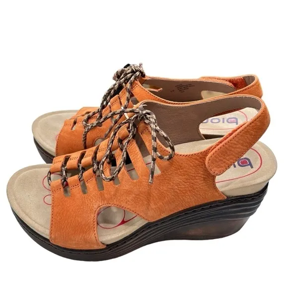 Bionica Women's Ghillie Sirus Wedge Leather Sandals Platform Sz 8 Rust Color NEW