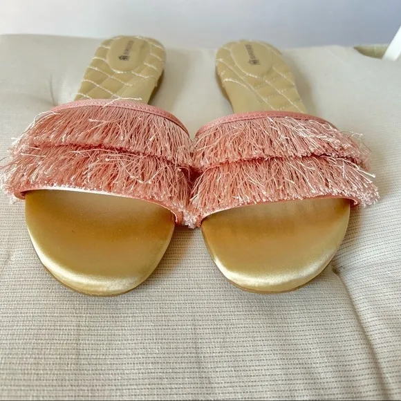 Birdies blush pink fringes slippers