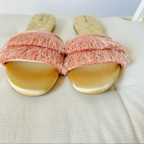 Birdies blush pink fringes slippers
