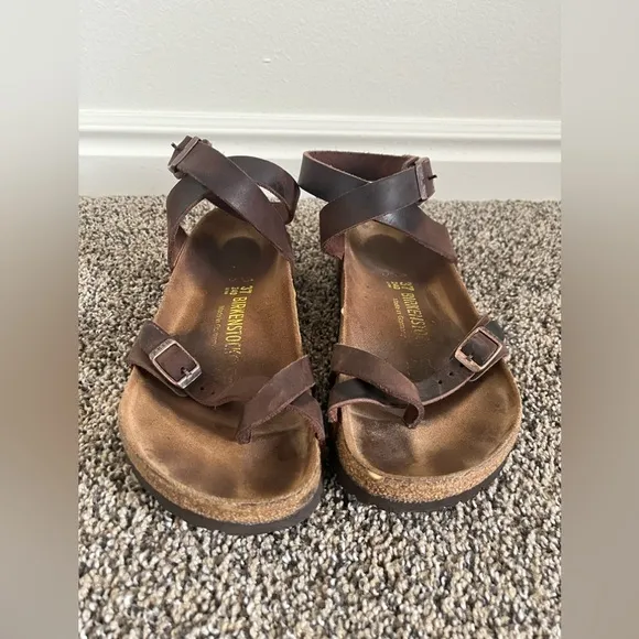 Birkenstock Women's Yara Habana Oiled Sandal Brown Size 37 EU / 6 - 6 1/2 US
