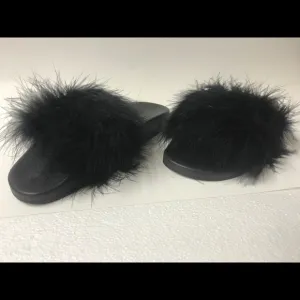 Black fluffy feather fur Australia Luxe slippers slides new in box size 9 NIB