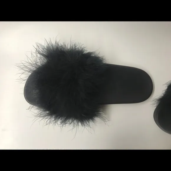 Black fluffy feather fur Australia Luxe slippers slides new in box size 9 NIB