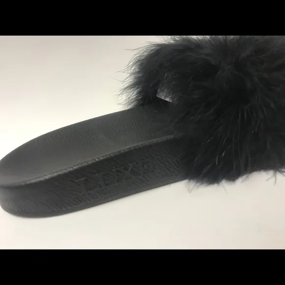 Black fluffy feather fur Australia Luxe slippers slides new in box size 9 NIB
