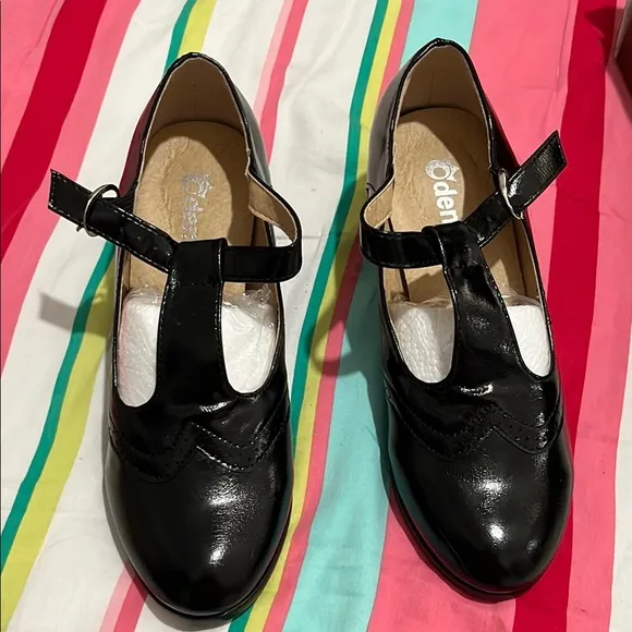 Black Patent Leather Dress Shoes with T-Strap