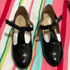 Black Patent Leather Dress Shoes with T-Strap