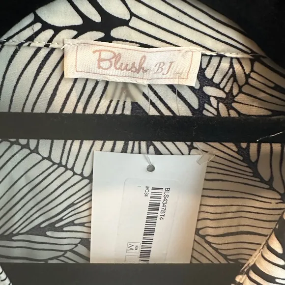Blush black &amp; white long sleeve leaf pattern business casual modern dress NWT M