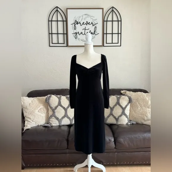 Boden Sweetheart Black Velvet Jersey Midi Dress Size 4P Holiday Classic Boho