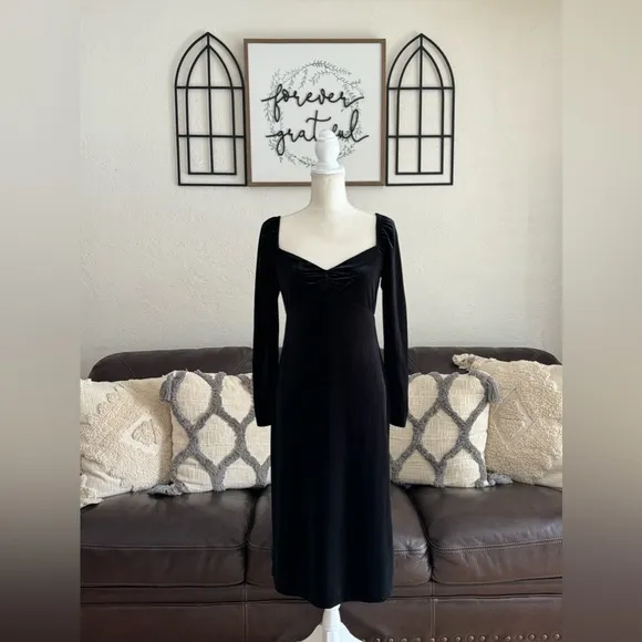 Boden Sweetheart Black Velvet Jersey Midi Dress Size 4P Holiday Classic Boho