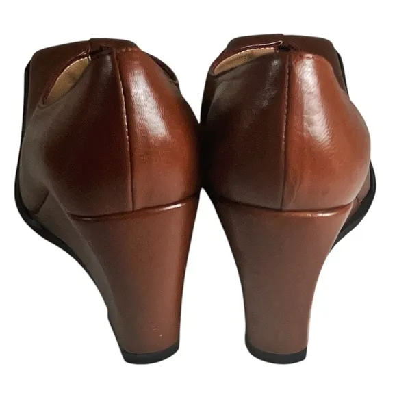 Bolero Italian Cognac Leather Square Toe Wedges Sz 38/US 7 Menswear Office NWOT