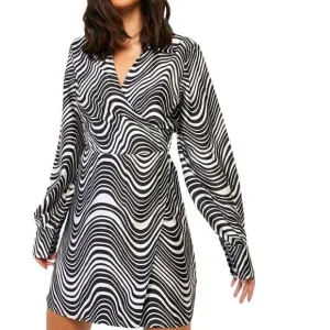 Boohoo Psychadelic Wrap Dress