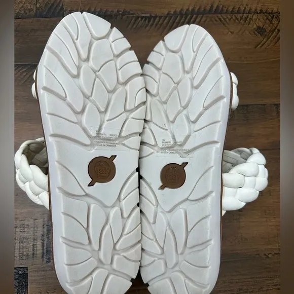 Born Freesia Braided Slide Sandal Ivory Strap Lightweight: Cushioning Casual 9 M