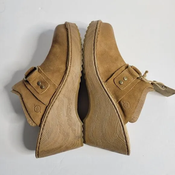 BORN Leather Nola Platform Comfort Clogs Women Size 9