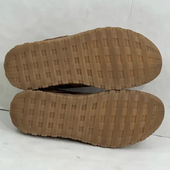 Born Men's Suede Leather Casual Shoes