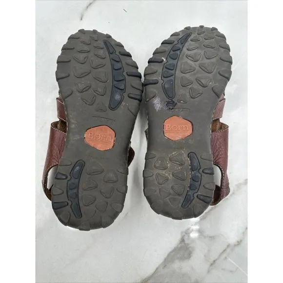 BORN Mens Warm Brown Leather Fisherman Sandals 10M Hook n Loop Summer Shoes