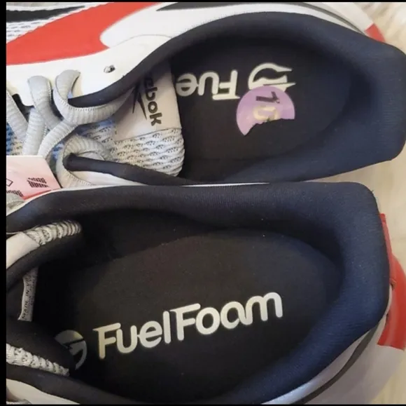 Box 44   Reebok Energen Run Male Running Shoes Size 10 Fuel Foam