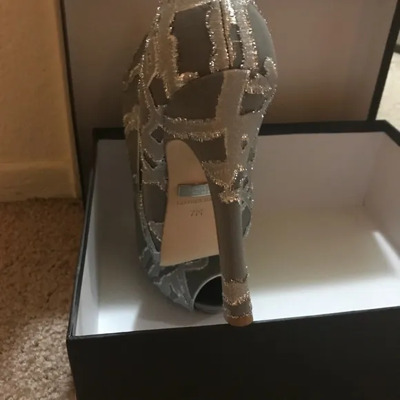 Brand new peep-toe shoes