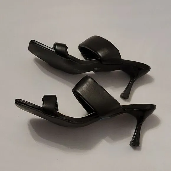 BRAND NEW ANDREW BY ANDREW STEVEN'S WOMEN'S CORA SANDALS