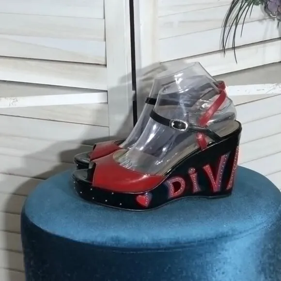 Brighton Fashionista DIVA Platform Shoes Y2K Patent Vegan Leather Black Red 9.5