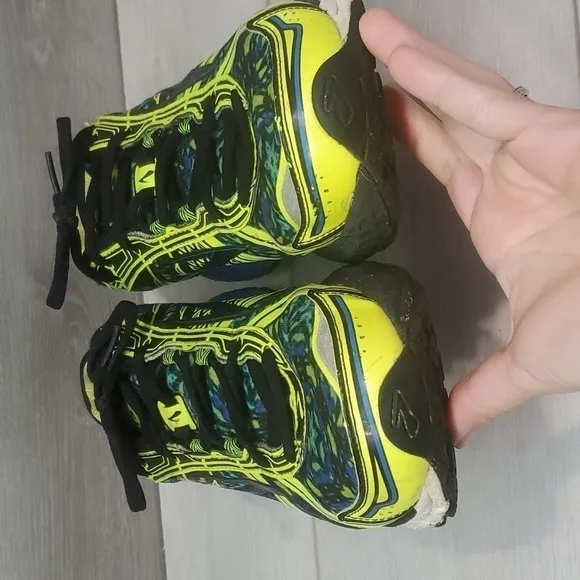 Brooks Mens Adrenaline GTS 15 Athletic Running Sneakers shoes sz 9 Medium D