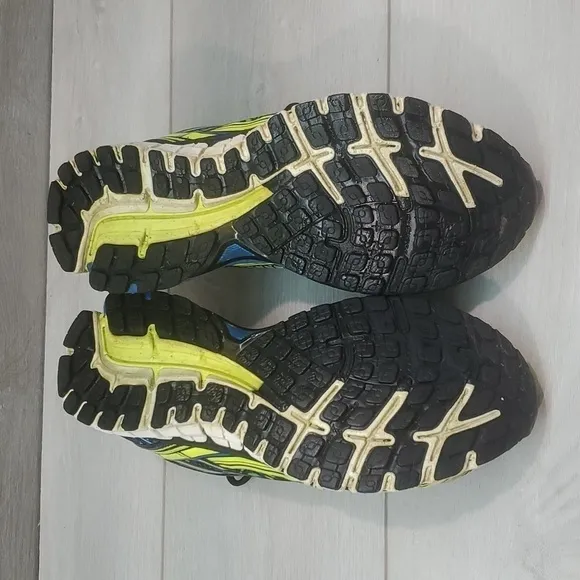 Brooks Mens Adrenaline GTS 15 Athletic Running Sneakers shoes sz 9 Medium D
